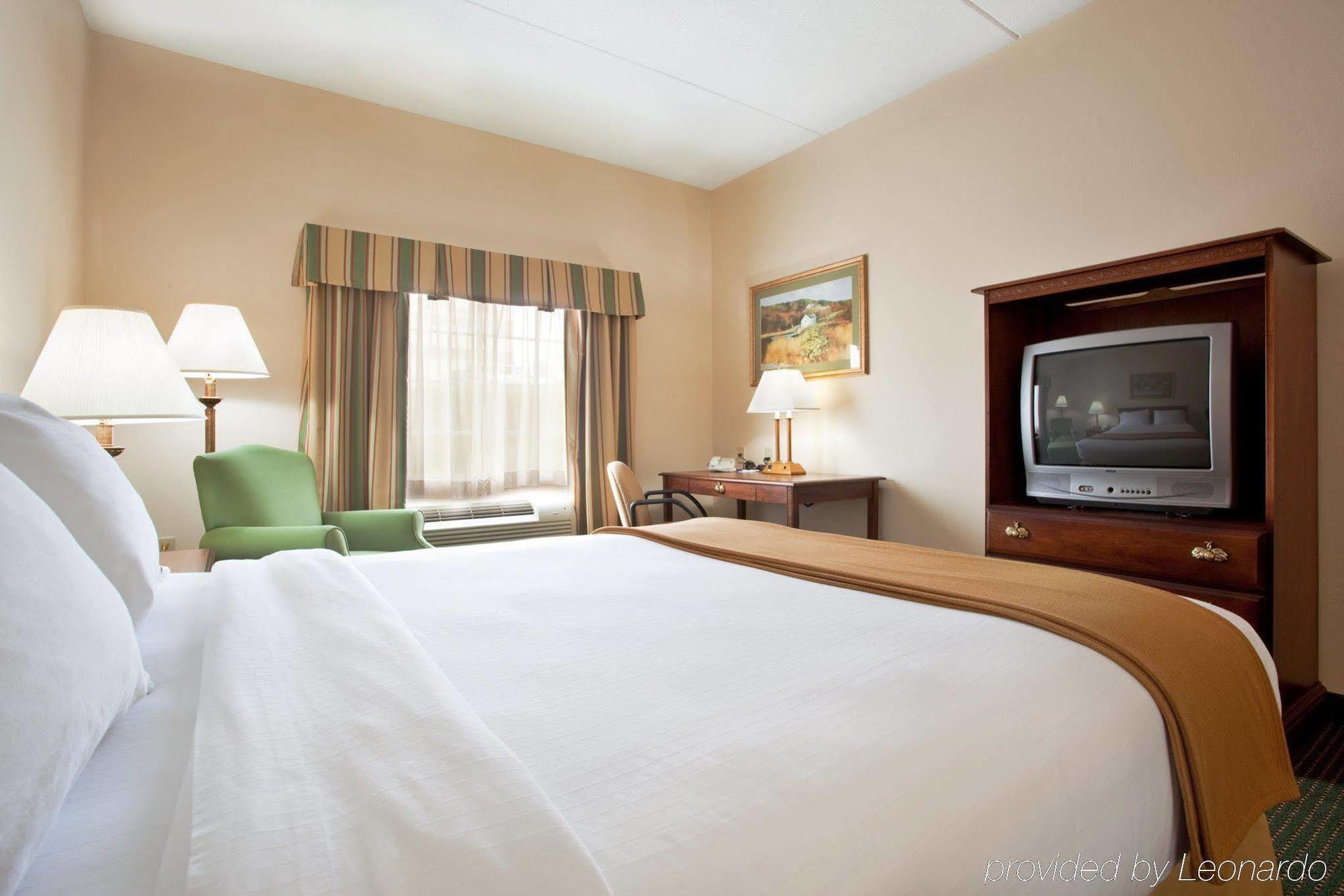Holiday Inn Express Mount Pleasant- Scottdale By Ihg Exteriér fotografie