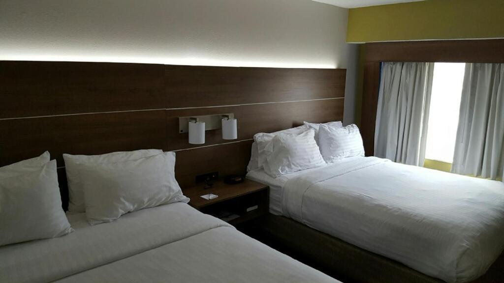 Holiday Inn Express Mount Pleasant- Scottdale By Ihg Exteriér fotografie